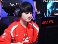 被賽(sài)恩单杀，JackeyLove：没想到(dào)能这样死，以后会注意的