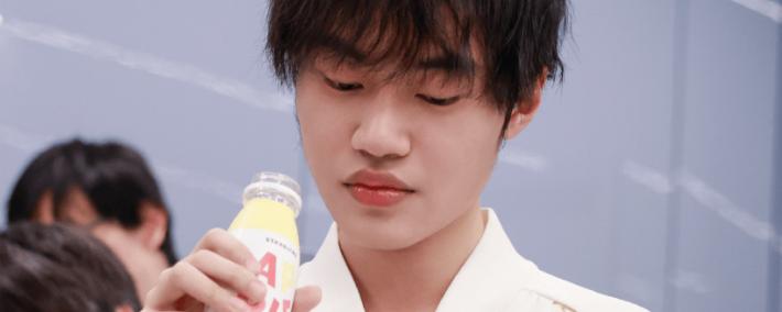 解说米(mǐ)勒说出LPL困境，中单选手出现严重断档，新生(shēng)代实力都很菜