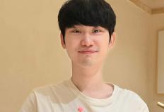 LOL世界冠军打刀塔被虐泉(quán)？Doinb带4个前職(zhí)业，被怀疑是人机！