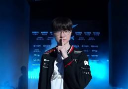 LOL外网热议，S15在中国举办，Faker受魔咒睏(kùn)擾(rǎo)，GEN拿到夺冠剧本