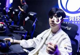 LOL：LPL常规赛最佳阵容出炉 Theshy当选一阵Bin落(luò)选！