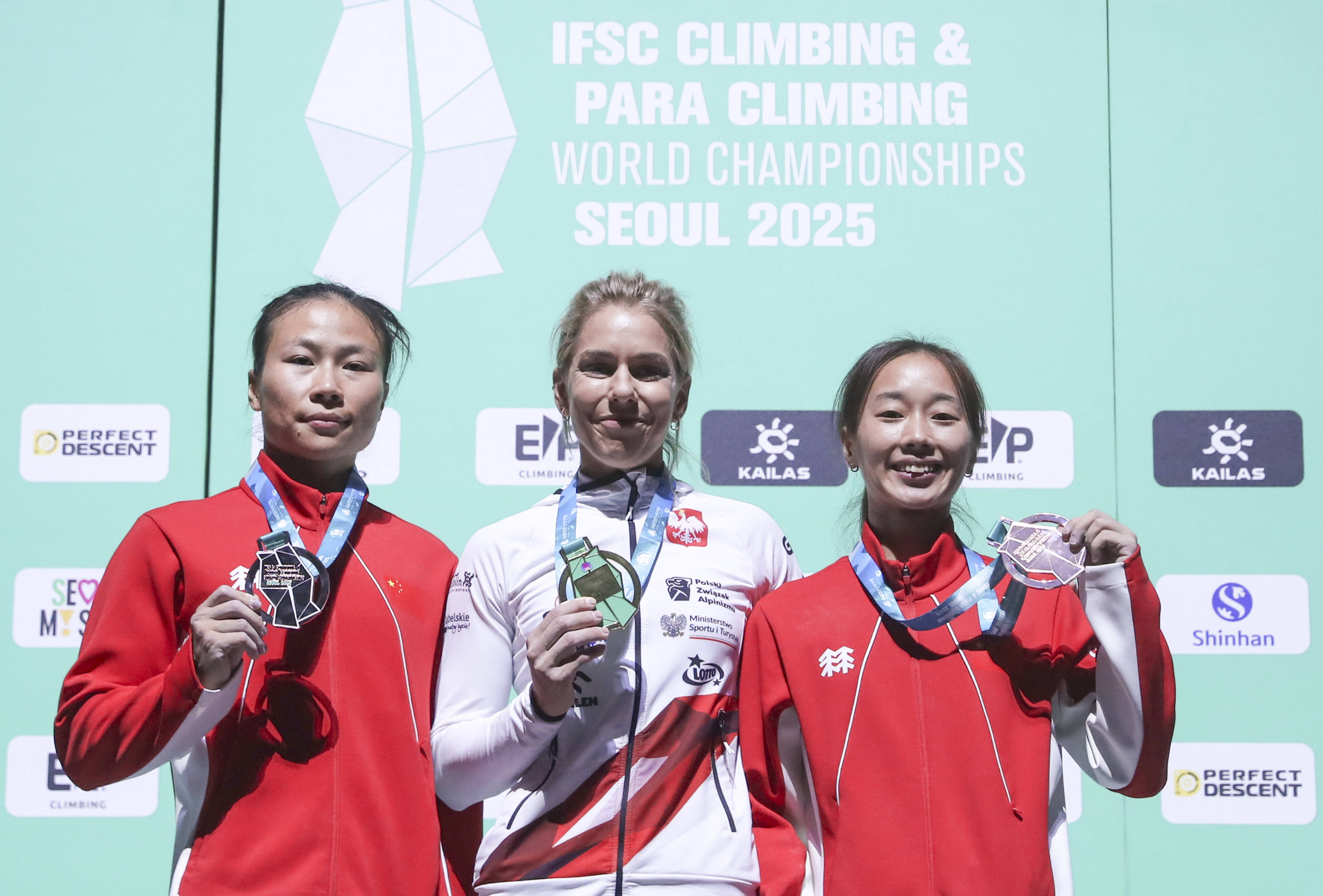 （体育）攀岩——世锦赛：中国选手获得速度赛亞(yà)军、季军