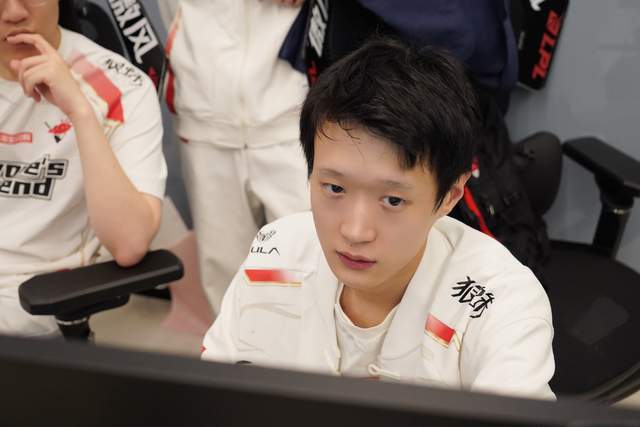 LPL季后賽(sài)：TES大战AL，胜者与BLG争奪(duó)联賽(sài)冠军！