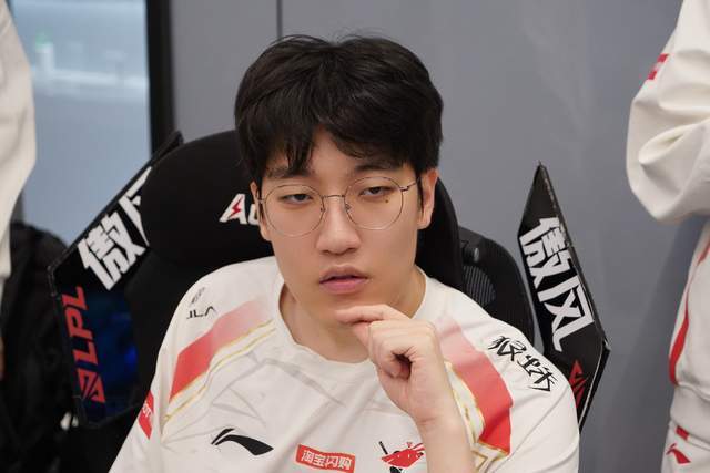 LPL季后賽(sài)：TES大战AL，胜者与BLG争奪(duó)联賽(sài)冠军！