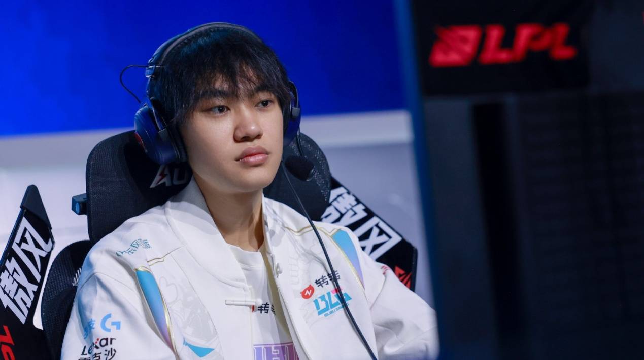 LPL首位“六冠王”诞生!Knight完成登顶,超越厂长,成聯(lián)赛之王