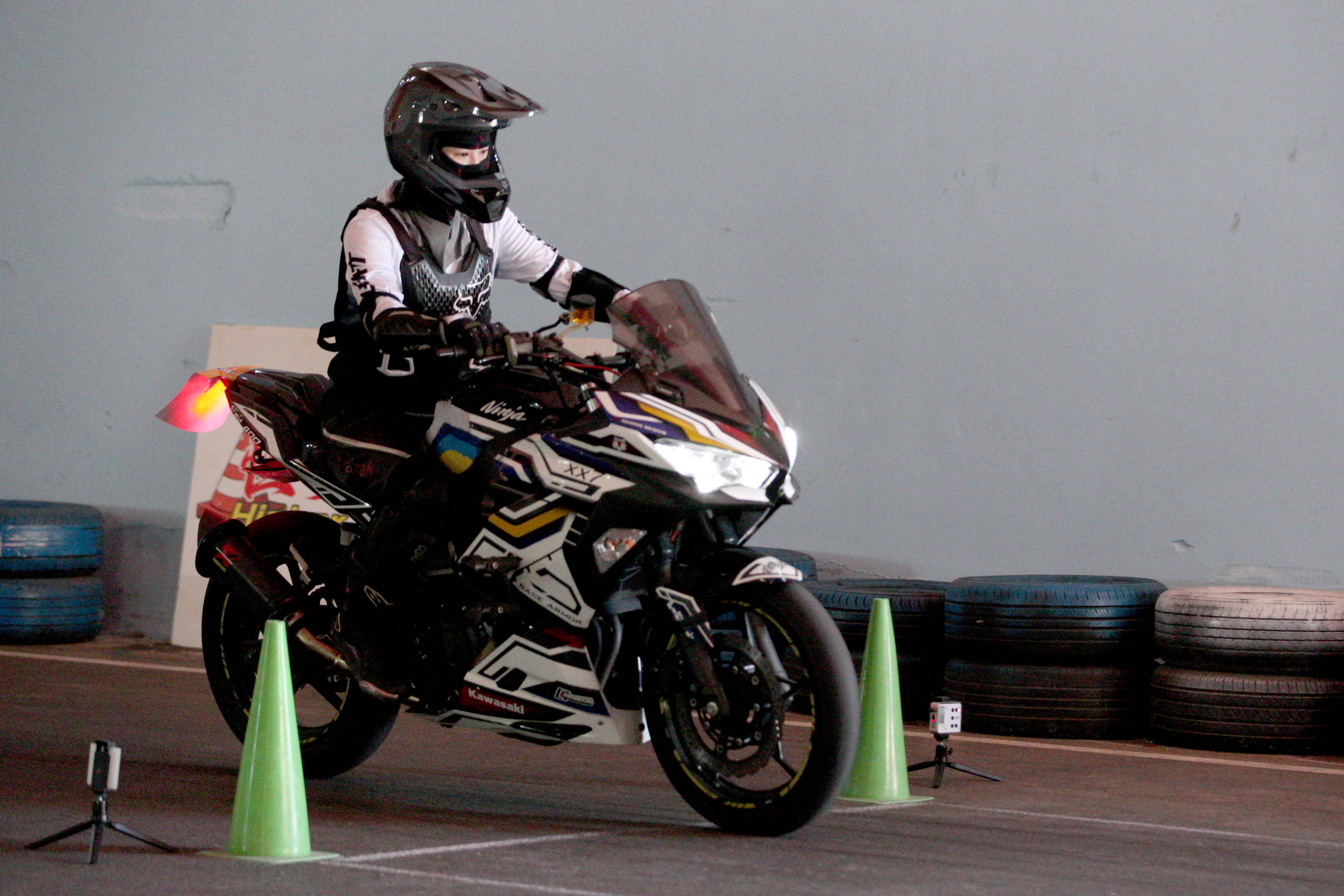 孔孟之乡燃“摩”火(huǒ)！济宁“至圣之路”油电摩托(tuō)大賽(sài)競(jìng)风流