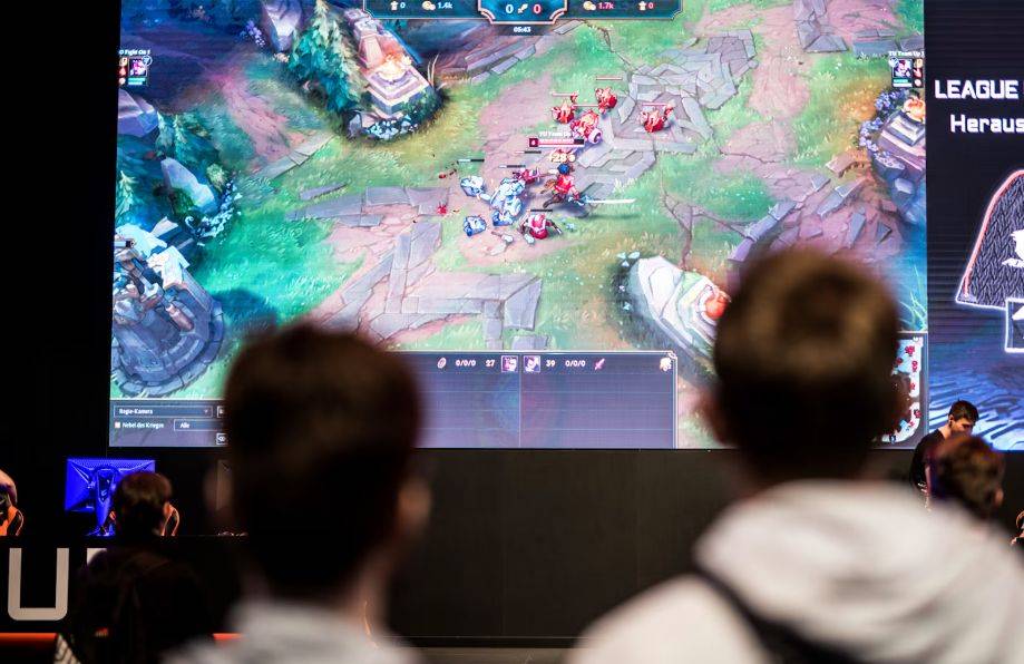 LOL入(rù)選(xuǎn)2026亚运会，中国队要如何组队