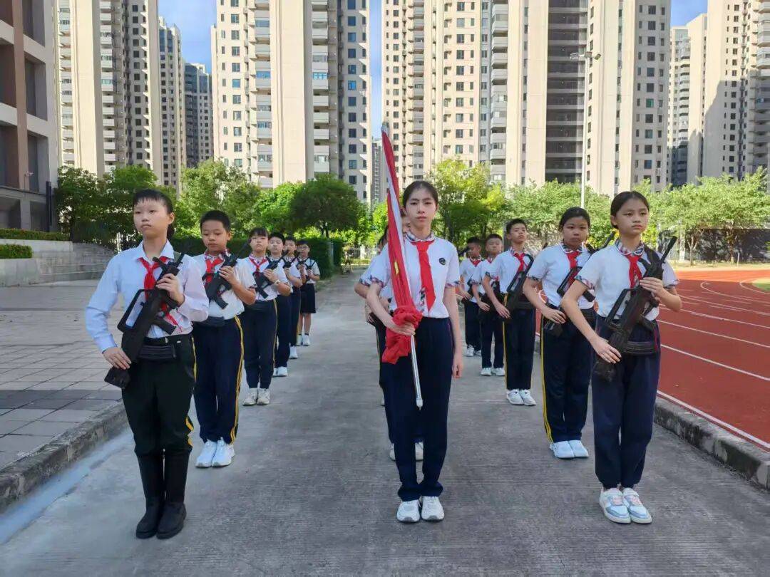 多(duō)图直擊(jī)！惠州開(kāi)学“名场面”→