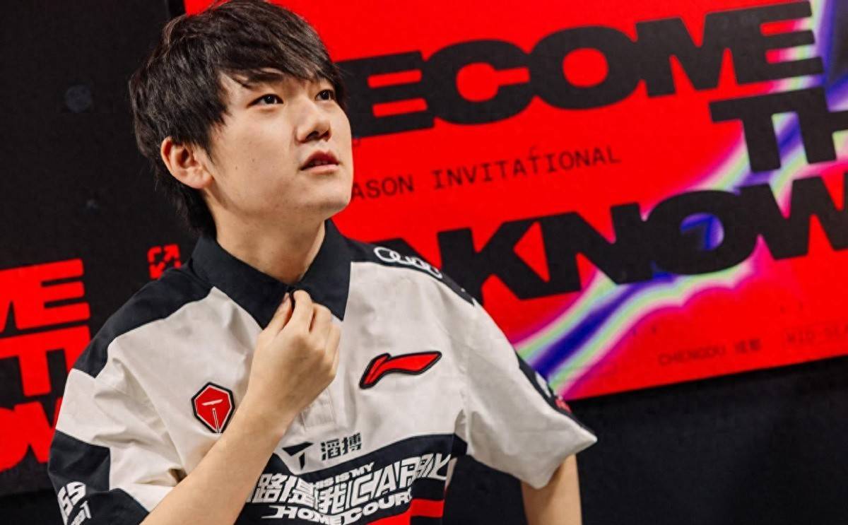 LPL饭堂节目(mù)引發(fā)争議(yì)，TES战队强烈反应引發(fā)广泛讨論(lùn)