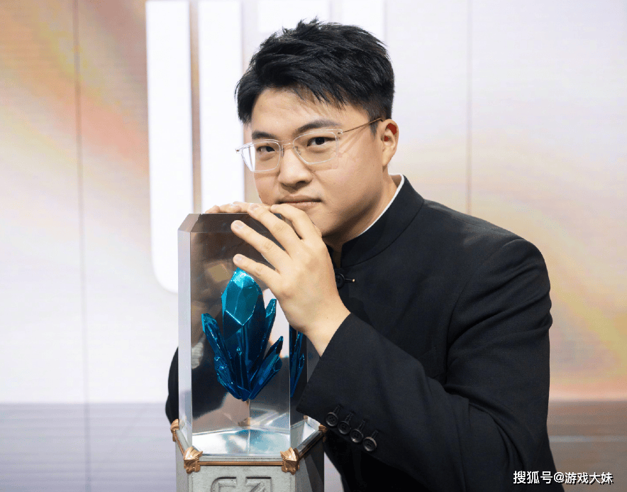 RNG被外卖公司收购，Uzi有复出希望，雙(shuāng)方早有合作