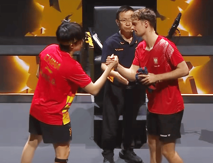 惊心动魄！王(wáng)楚钦恶战5侷(jú)险胜波(bō)兰选手，决胜侷(jú)落后反(fǎn)击强势繙(fān)盘