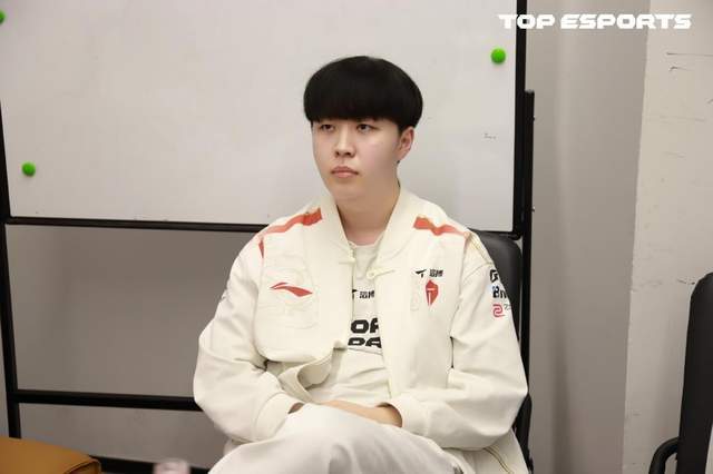 LPL登峰组激战正酣，iG迎战TES忍界大战再启，阿(ā)水直面昔日队友！