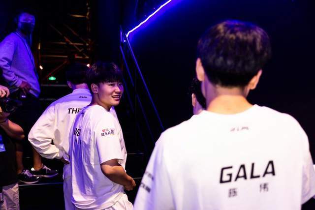 LPL登峰组激战正酣，iG迎战TES忍界大战再启，阿(ā)水直面昔日队友！