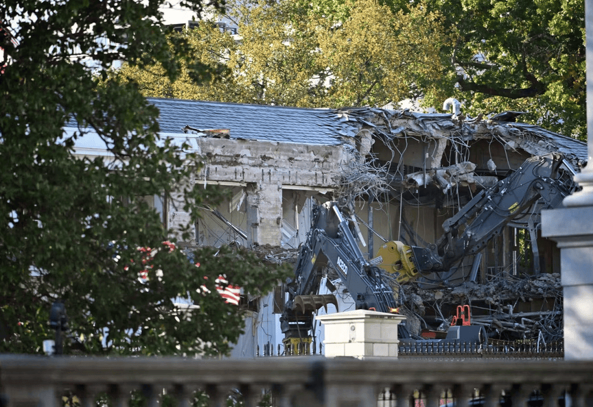 新闻早点｜苗本臣校长突发疾病离世