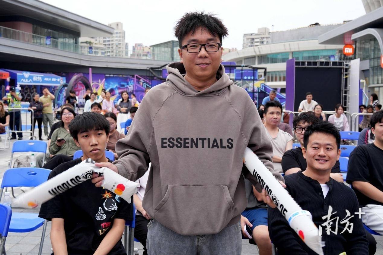 大湾区电競(jìng)迷再聚万江，LOL峡谷传奇观赛派对落幕